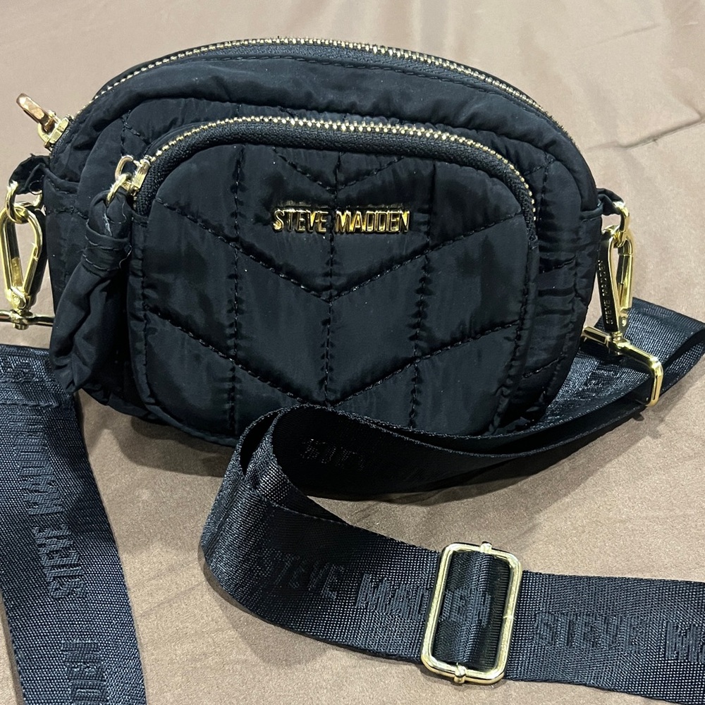 Steve Madden Black Quilted Crossbody Pouch with Gold Hardware